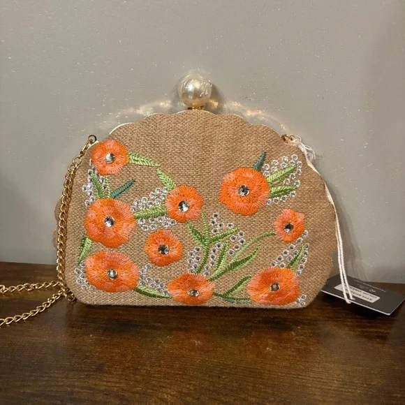 NWT Haute Hippie Clamshell Jute w/ Orange Embroidered Flowers Rhinestones Purse - Picture 1 of 9